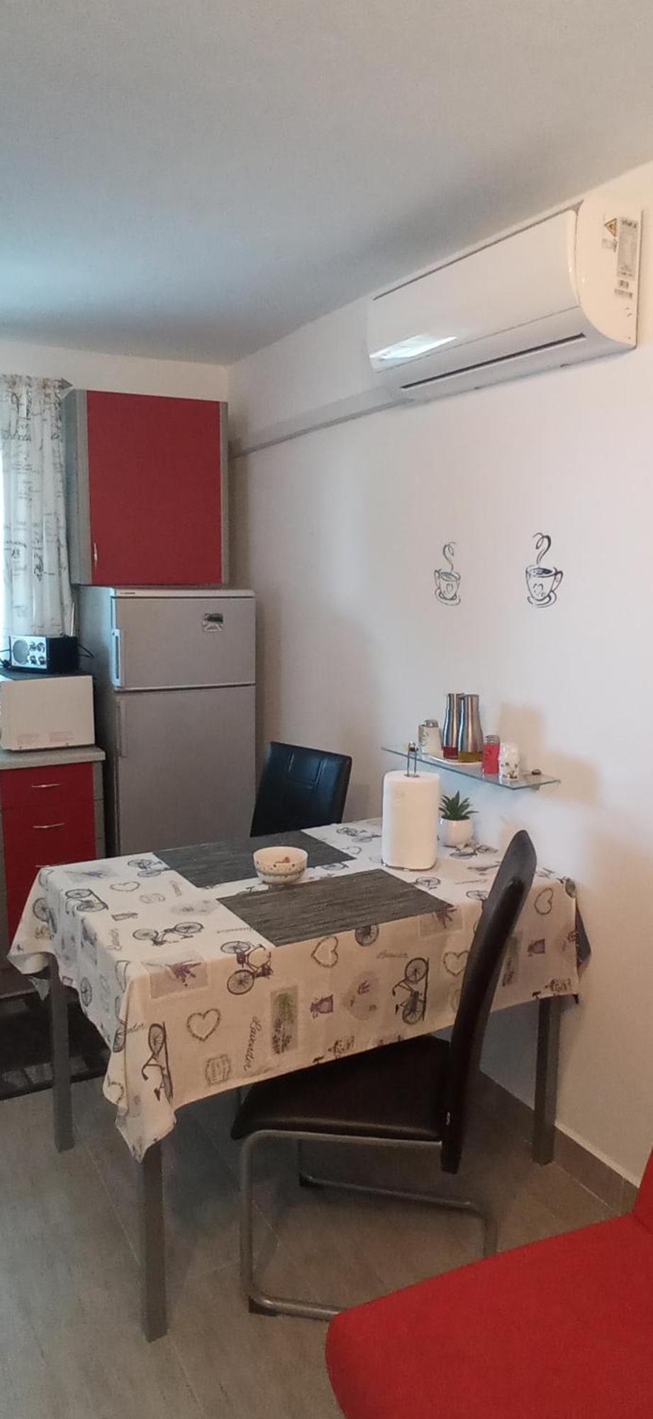 דירות קוסטרנה K&K מראה חיצוני תמונה